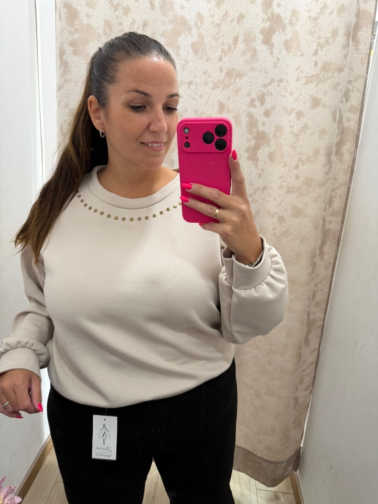 Sudadera Tachas